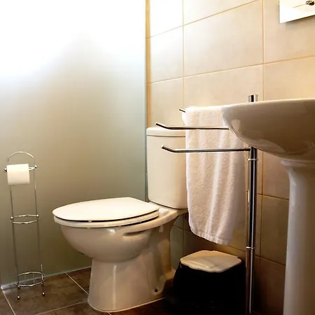 Guesthouse High Tower 2* Lagos